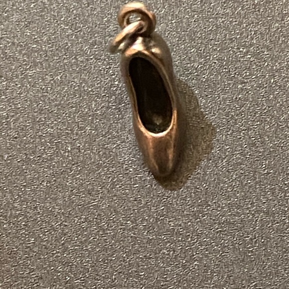 James Avery retired high heel charm - Picture 2 of 3